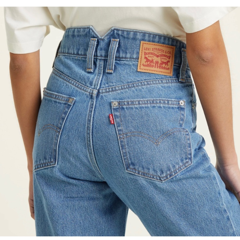 Levi’s High Waisted Mom Jean